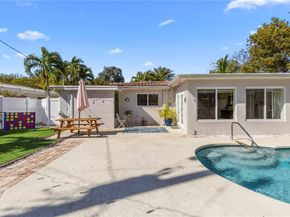 1116 SE 13th Ct, Deerfield Beach FL 33441