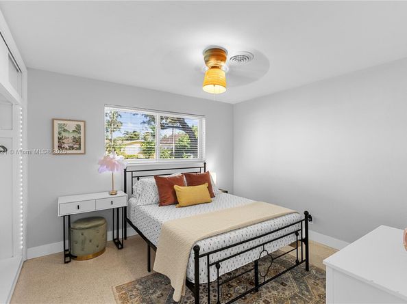 1116 SE 13th Ct, Deerfield Beach FL 33441
