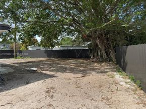 16320 NW 19 Ct, Miami Gardens FL 33054