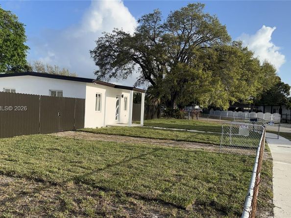 16320 NW 19 Ct, Miami Gardens FL 33054