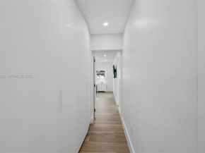 2448 SE 9th St, Pompano Beach FL 33062