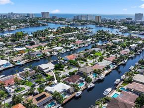 2448 SE 9th St, Pompano Beach FL 33062