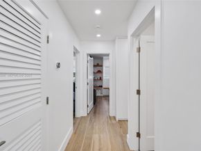 2448 SE 9th St, Pompano Beach FL 33062