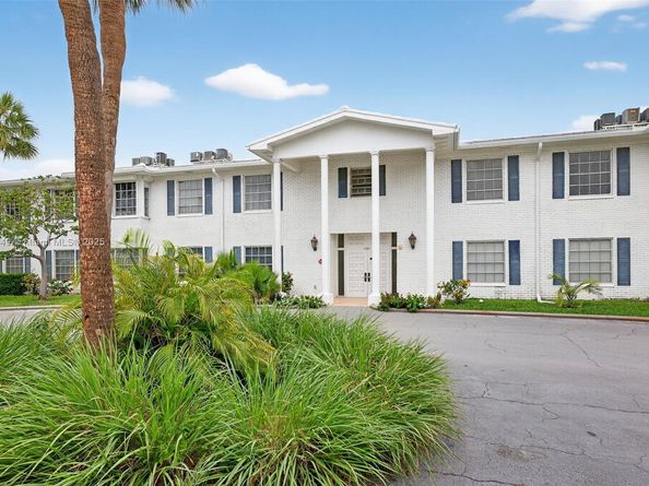 2261 NE 67th St 1806, Fort Lauderdale FL 33308