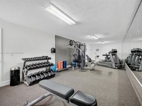 2261 NE 67th St 1806, Fort Lauderdale FL 33308