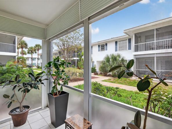 2261 NE 67th St 1806, Fort Lauderdale FL 33308