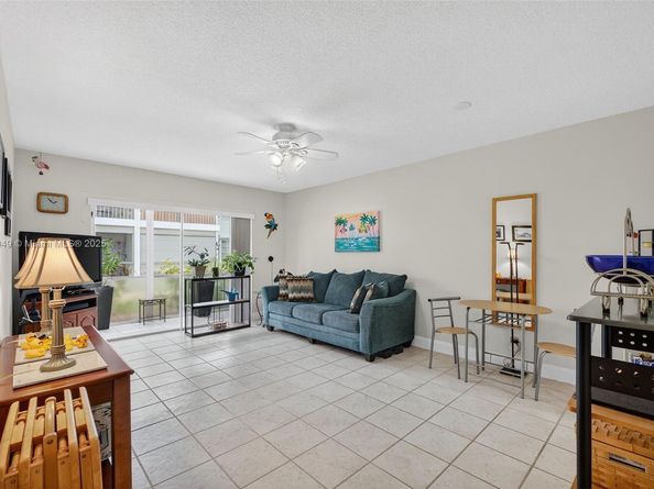 2261 NE 67th St 1806, Fort Lauderdale FL 33308