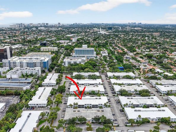 2261 NE 67th St 1806, Fort Lauderdale FL 33308