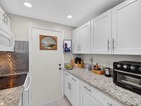 2261 NE 67th St 1806, Fort Lauderdale FL 33308