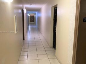 4715 NW 7th St 3022, Miami FL 33126