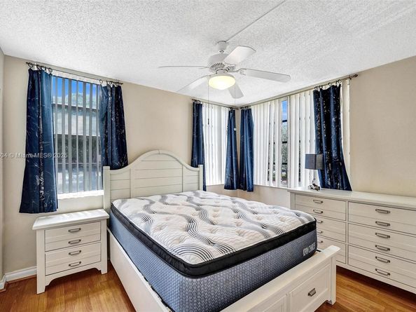 1900 Sabal Palm Dr 201, Davie FL 33324