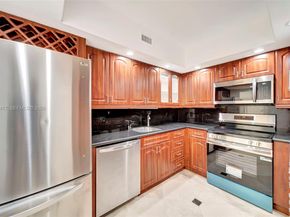 1985 S Ocean Dr 20A, Hallandale Beach FL 33009