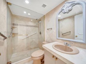 1985 S Ocean Dr 20A, Hallandale Beach FL 33009