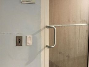 480 NE 30th St 1403, Miami FL 33137