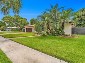 6963 Seagrape Ter, Miami Lakes FL 33014