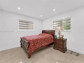6963 Seagrape Ter, Miami Lakes FL 33014