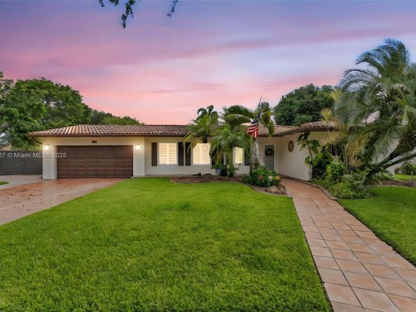 6963 Seagrape Ter, Miami Lakes FL 33014