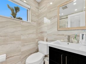 6963 Seagrape Ter, Miami Lakes FL 33014