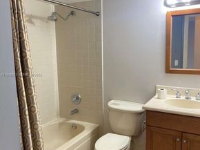 8901 Wiles Rd 103, Coral Springs FL 33067