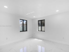 1010 NE 140th St, North Miami FL 33161