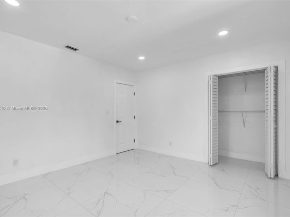 1010 NE 140th St, North Miami FL 33161