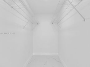 1010 NE 140th St, North Miami FL 33161