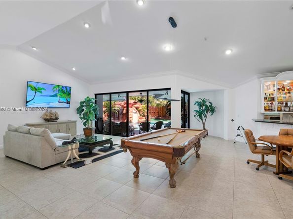 2900 NW 25th Way, Boca Raton FL 33434