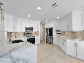 2900 NW 25th Way, Boca Raton FL 33434