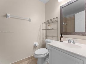 4075 Cascade Ter, Weston FL 33332