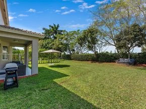 4075 Cascade Ter, Weston FL 33332