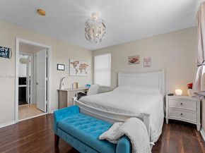 4075 Cascade Ter, Weston FL 33332