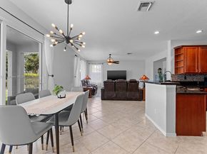 4075 Cascade Ter, Weston FL 33332