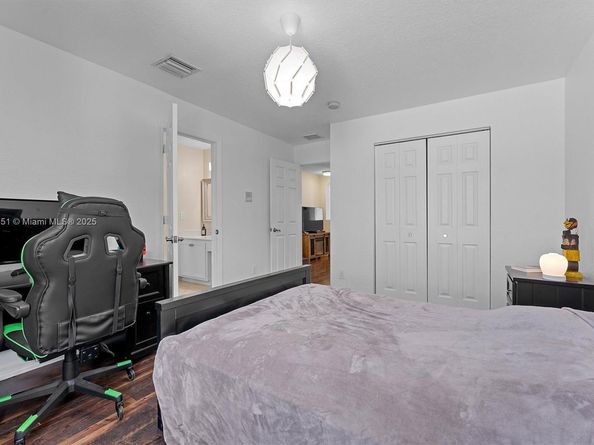 4075 Cascade Ter, Weston FL 33332