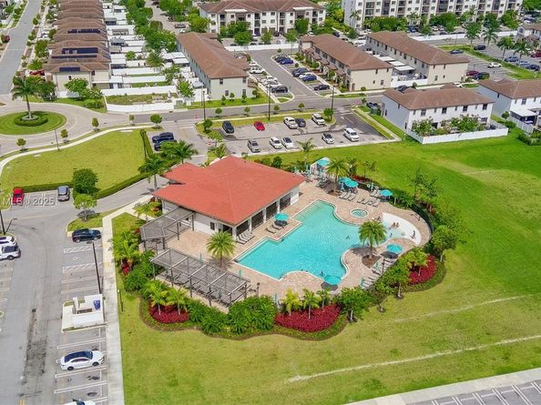 10966 W 33rd Way, Hialeah FL 33018