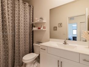 10966 W 33rd Way, Hialeah FL 33018