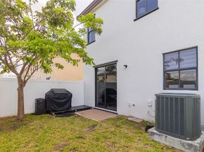 10966 W 33rd Way, Hialeah FL 33018