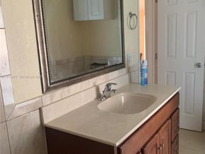 7507 NW 41st St, Coral Springs FL 33065