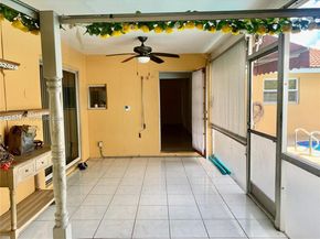 7507 NW 41st St, Coral Springs FL 33065