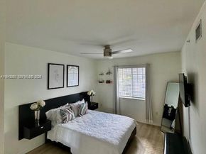 6434 Emerald Dunes Dr 304, West Palm Beach FL 33411