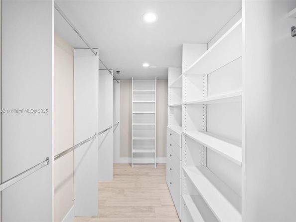 441 Valencia Ave 1201, Coral Gables FL 33134