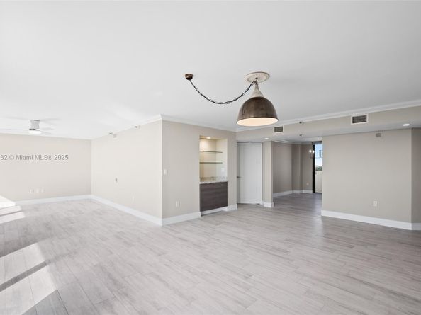 441 Valencia Ave 1201, Coral Gables FL 33134