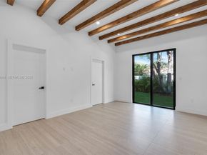 3905 SW 5th St, Coral Gables FL 33134