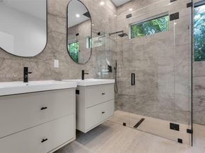 3905 SW 5th St, Coral Gables FL 33134