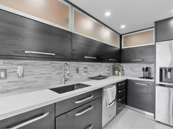 6001 N Ocean Dr 1203, Hollywood FL 33019
