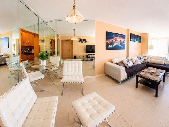 1000 Parkview Dr 505, Hallandale Beach FL 33009