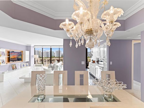 3598 Yacht Club Dr 1004, Aventura FL 33180