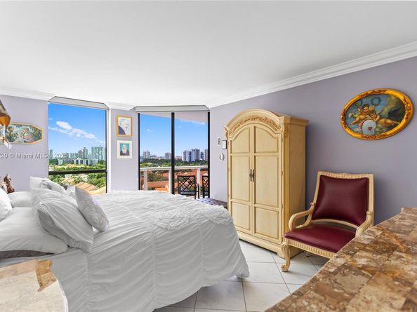 3598 Yacht Club Dr 1004, Aventura FL 33180