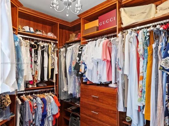 3598 Yacht Club Dr 1004, Aventura FL 33180