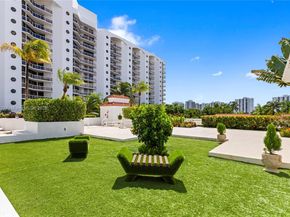 3598 Yacht Club Dr 1004, Aventura FL 33180