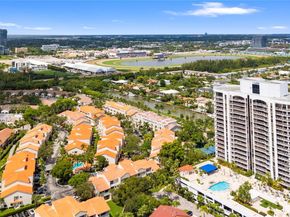 3598 Yacht Club Dr 1004, Aventura FL 33180